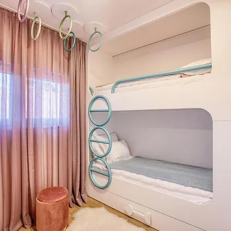 アパート Havana ヤホリナ